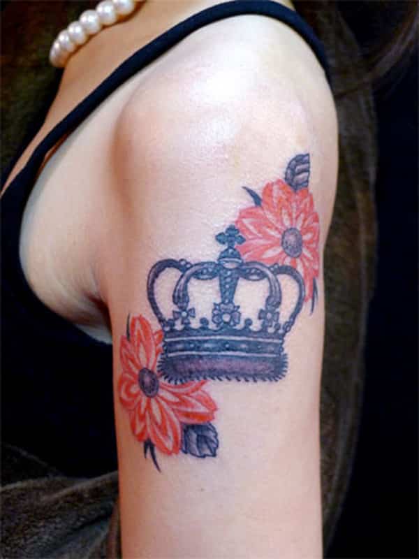 Crown-and-Flower-Tattoo
