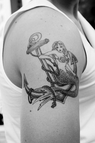 mermaid-anchor-tattoo-on-muscles