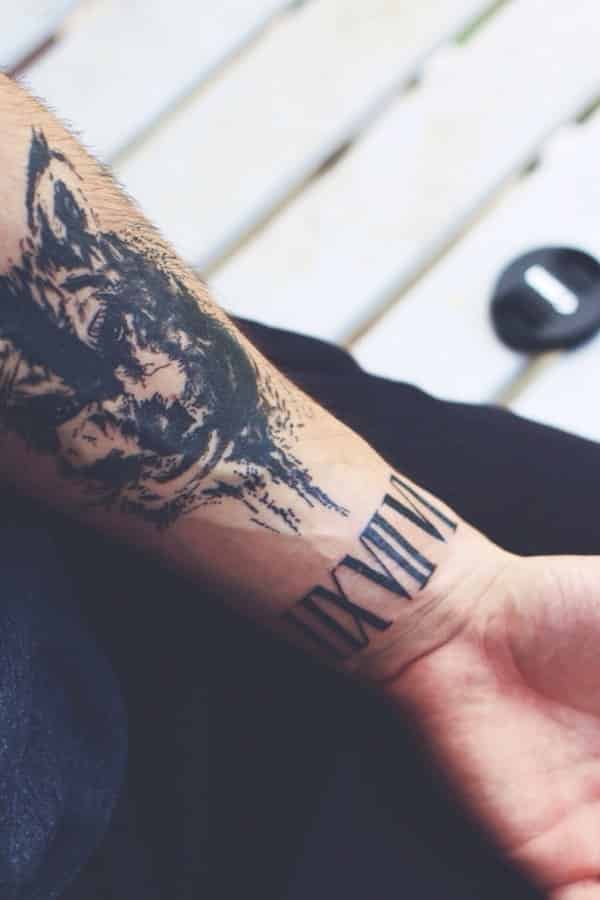 roman-numeral-tattoos-on-wrist