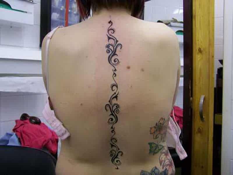 detailed spinal tattoo